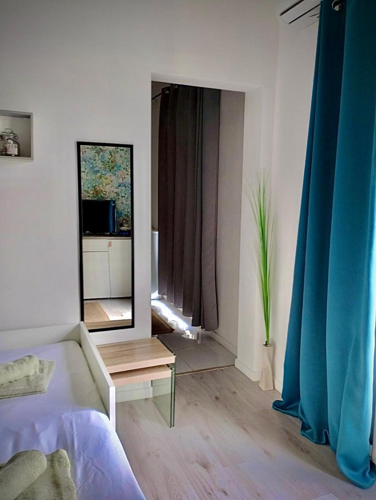 Lovely Riviera Apartment ニース エクステリア 写真